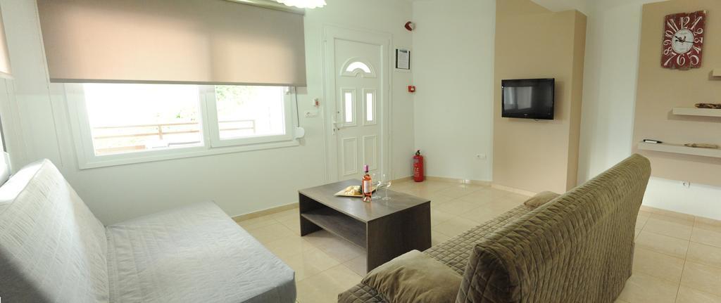 Onites Elegant Suites สกาลา โปเตมิอัส ภายนอก รูปภาพ