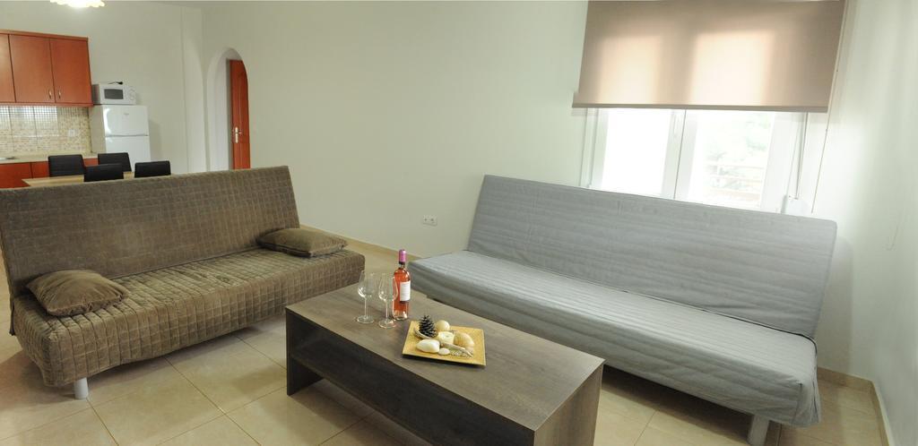Onites Elegant Suites สกาลา โปเตมิอัส ภายนอก รูปภาพ